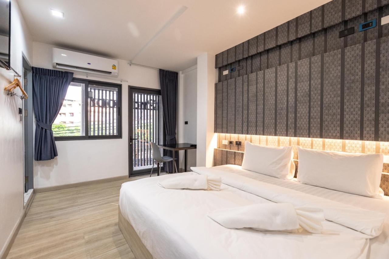 Baan Kun Mhor Hostel บ้านคุณหมอโฮสเทล Bangkok Kültér fotó